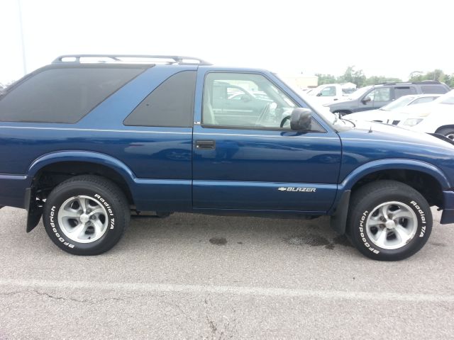 1999 Chevrolet Blazer 1500 SLY