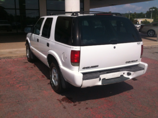 2000 Chevrolet Blazer Camry LE