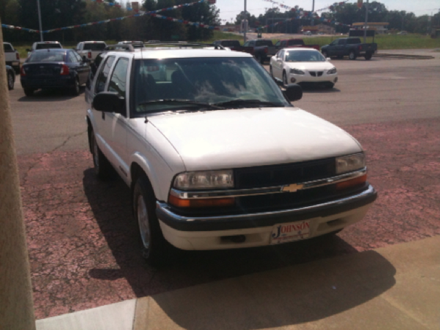 2000 Chevrolet Blazer Camry LE