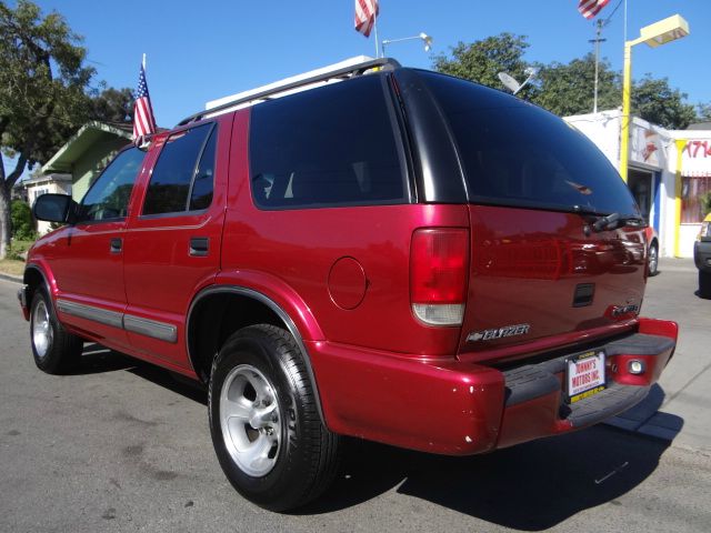 2000 Chevrolet Blazer Laramie Heavy DUTY Dually