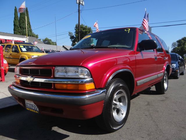 2000 Chevrolet Blazer Laramie Heavy DUTY Dually