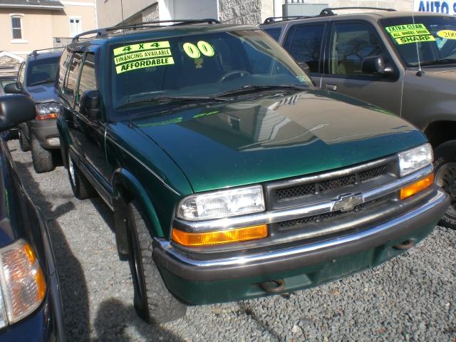 2000 Chevrolet Blazer Laramie Heavy DUTY Dually