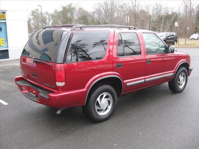 2000 Chevrolet Blazer Luxury 4WD W/ RES