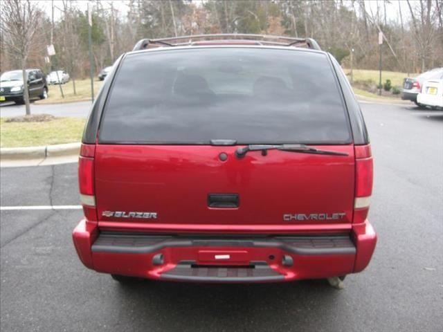 2000 Chevrolet Blazer Luxury 4WD W/ RES