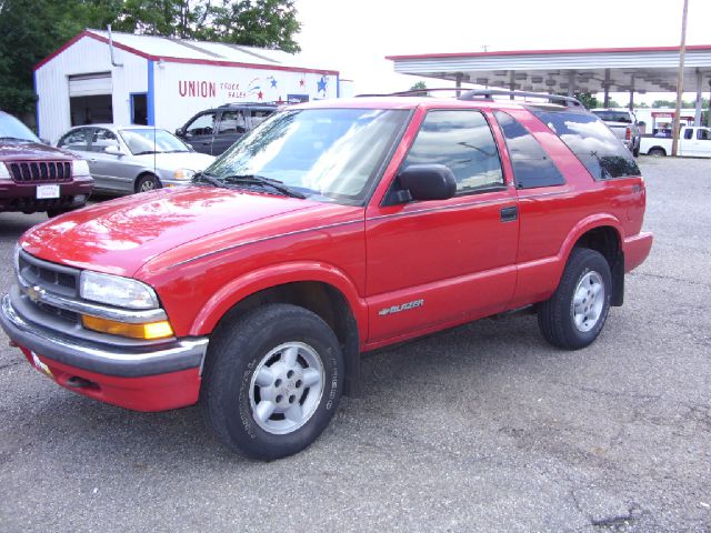 2000 Chevrolet Blazer Laramie Heavy DUTY Dually