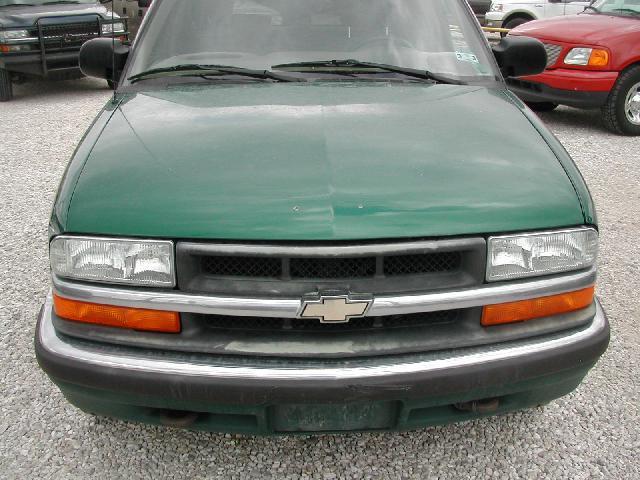 2000 Chevrolet Blazer SL1