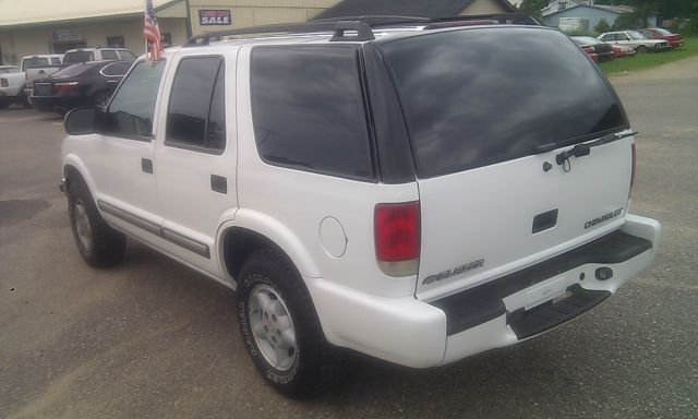 2000 Chevrolet Blazer Camry LE