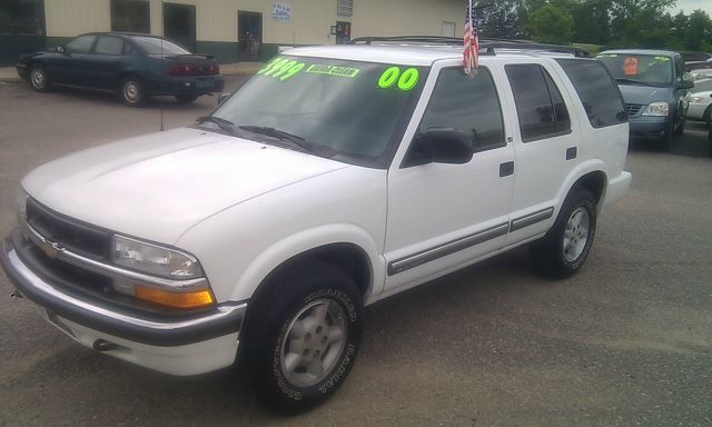 2000 Chevrolet Blazer Camry LE