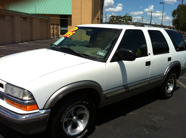 2000 Chevrolet Blazer SL1