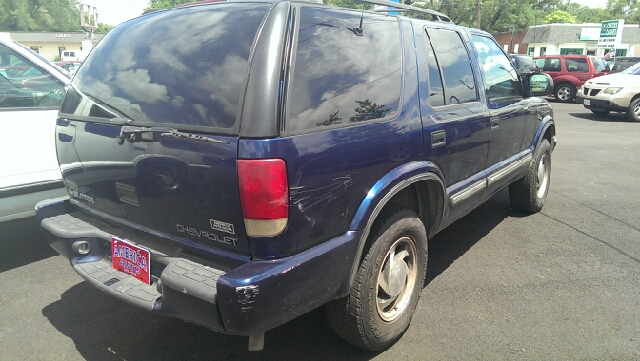 2000 Chevrolet Blazer Camry LE