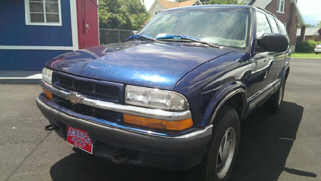 2000 Chevrolet Blazer Camry LE