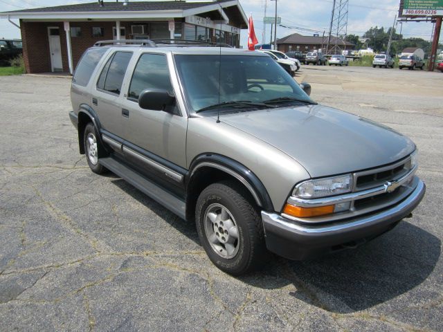 2000 Chevrolet Blazer Camry LE