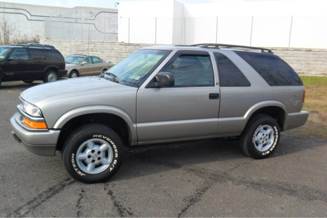 2000 Chevrolet Blazer Laramie Heavy DUTY Dually