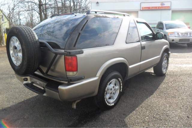 2000 Chevrolet Blazer Laramie Heavy DUTY Dually