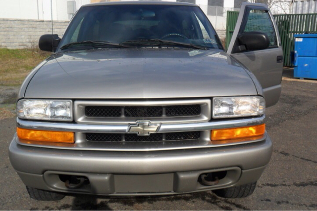 2000 Chevrolet Blazer Laramie Heavy DUTY Dually