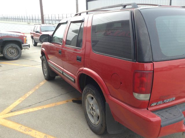 2000 Chevrolet Blazer Camry LE