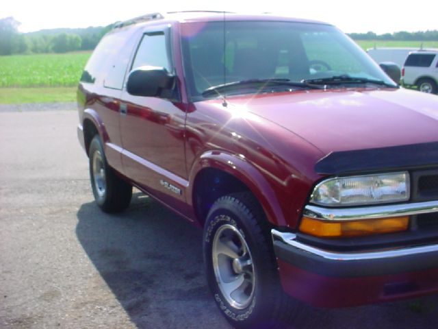 2000 Chevrolet Blazer 2WD QUAD CAB 140.5 ST