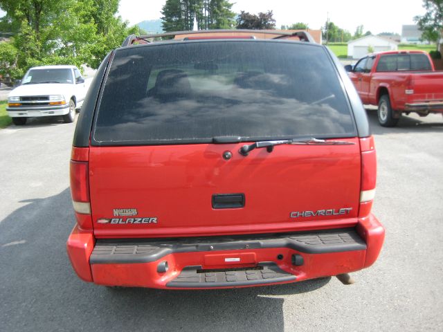 2000 Chevrolet Blazer Camry LE