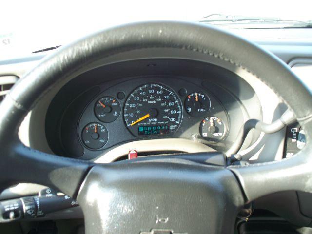 2000 Chevrolet Blazer EXT CAB XLT 4X4 4.