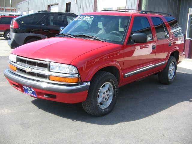 2000 Chevrolet Blazer Camry LE