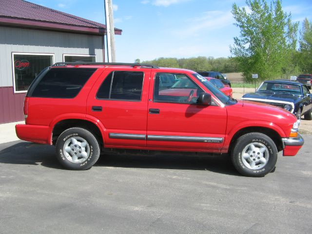 2000 Chevrolet Blazer Camry LE