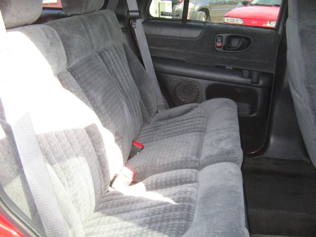 2000 Chevrolet Blazer Camry LE