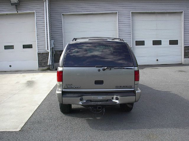 2000 Chevrolet Blazer Camry LE