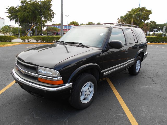 2000 Chevrolet Blazer Camry LE