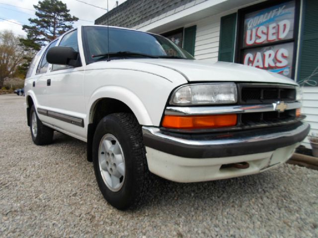 2000 Chevrolet Blazer Camry LE