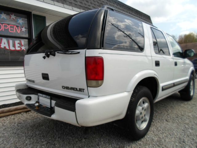 2000 Chevrolet Blazer Camry LE