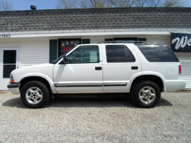 2000 Chevrolet Blazer Camry LE