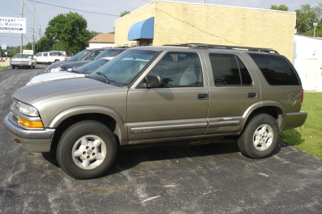 2000 Chevrolet Blazer Camry LE