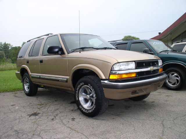 2000 Chevrolet Blazer EXT CAB XLT 4X4 4.