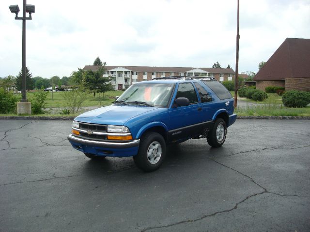 2000 Chevrolet Blazer Laramie Heavy DUTY Dually