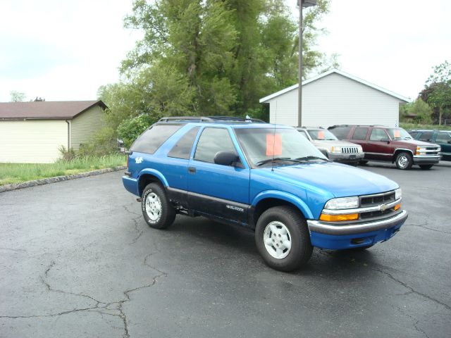 2000 Chevrolet Blazer Laramie Heavy DUTY Dually