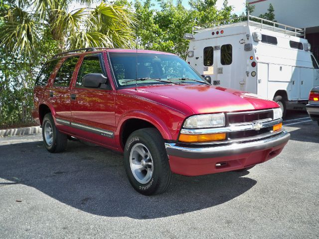 2000 Chevrolet Blazer EXT CAB XLT 4X4 4.