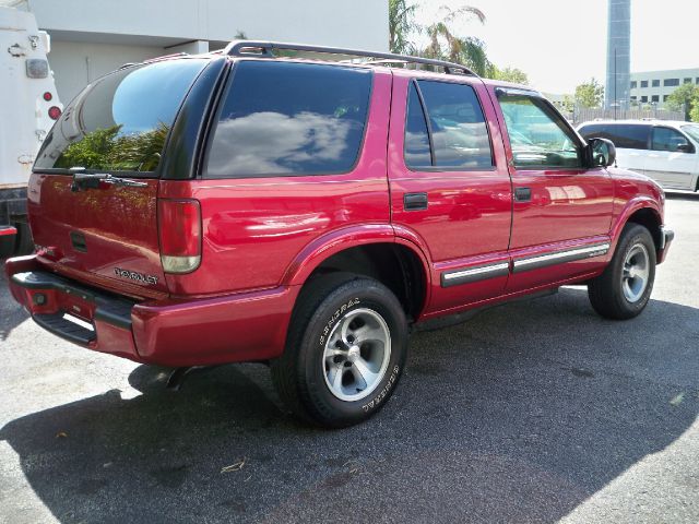 2000 Chevrolet Blazer EXT CAB XLT 4X4 4.