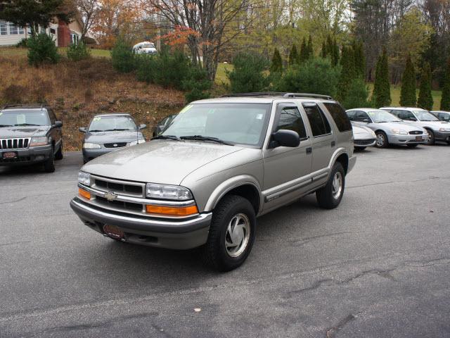 2001 Chevrolet Blazer Hatchback 4door