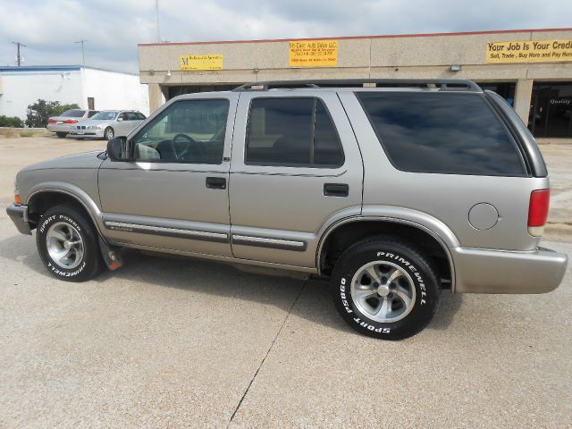 2001 Chevrolet Blazer Laramie Heavy DUTY Dually