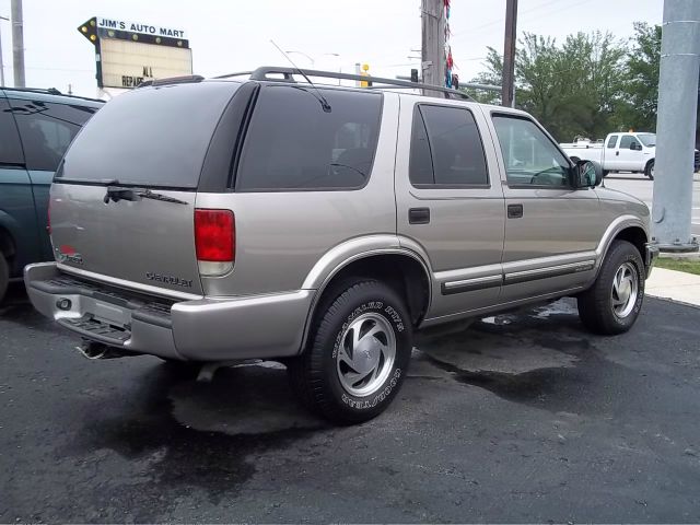 2001 Chevrolet Blazer Camry LE