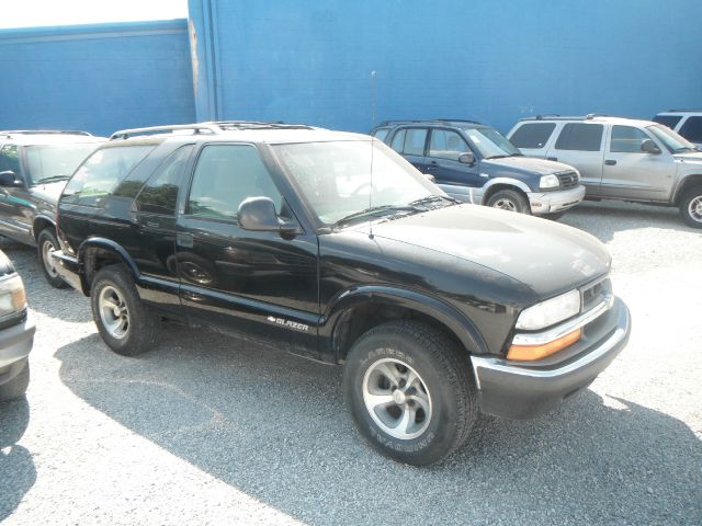 2001 Chevrolet Blazer 2WD QUAD CAB 140.5 ST