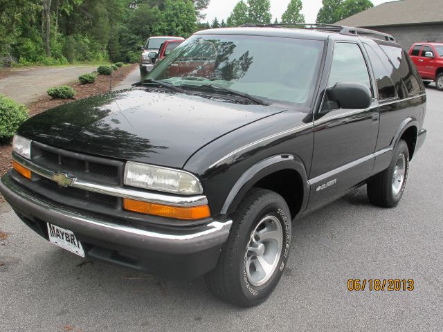 2001 Chevrolet Blazer 2WD QUAD CAB 140.5 ST