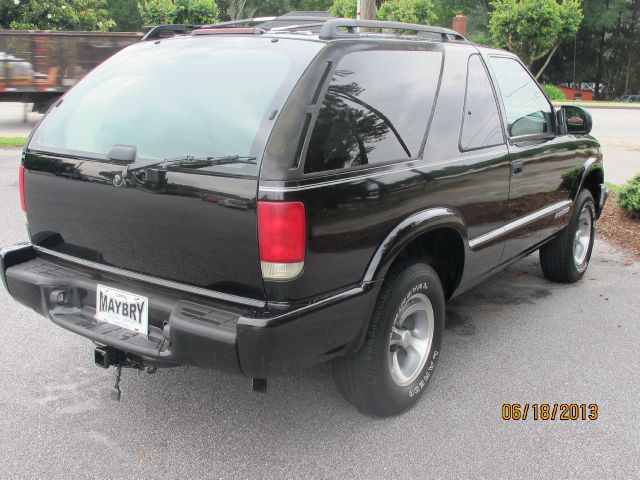 2001 Chevrolet Blazer 2WD QUAD CAB 140.5 ST