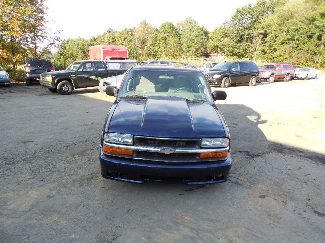 2001 Chevrolet Blazer Crew Cab FX4 4WD