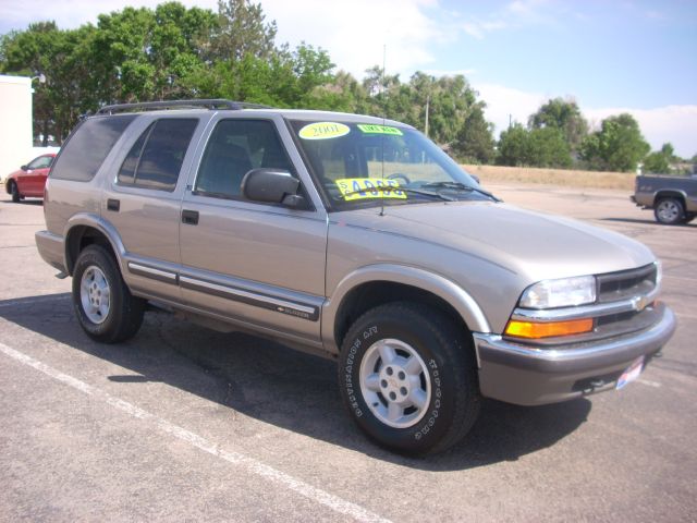 2001 Chevrolet Blazer Camry LE