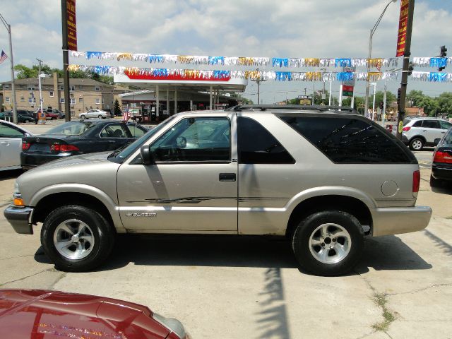 2001 Chevrolet Blazer 2WD QUAD CAB 140.5 ST