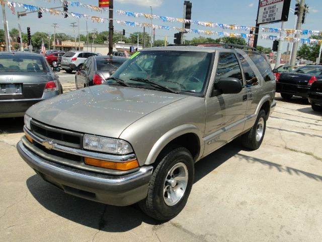 2001 Chevrolet Blazer 2WD QUAD CAB 140.5 ST