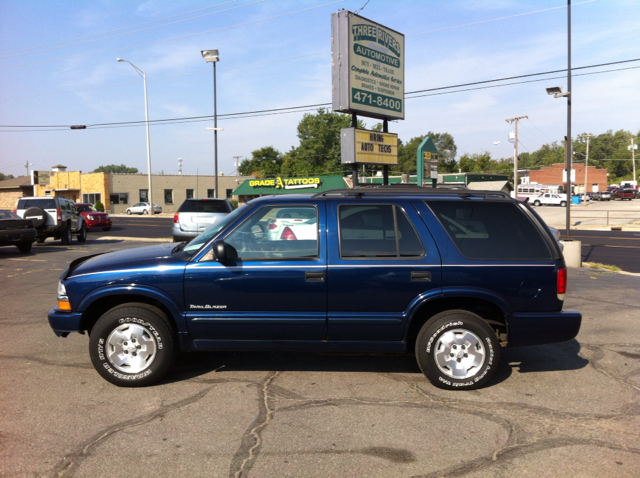 2001 Chevrolet Blazer Luxury 4WD W/ RES