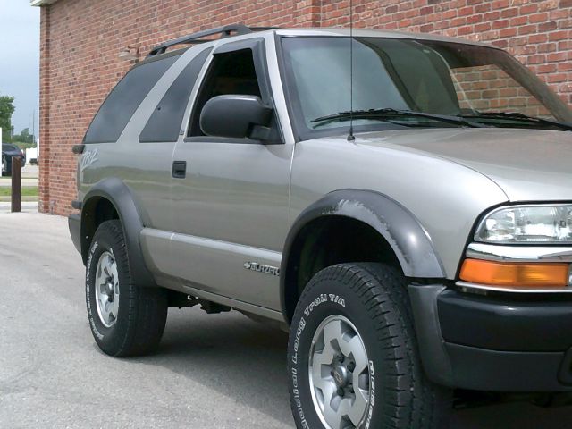 2002 Chevrolet Blazer AWD A SR