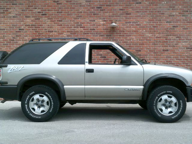 2002 Chevrolet Blazer AWD A SR